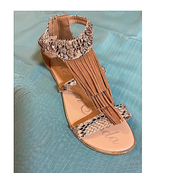 Andes Women’s Snake Sandal - Picture 2 of 4